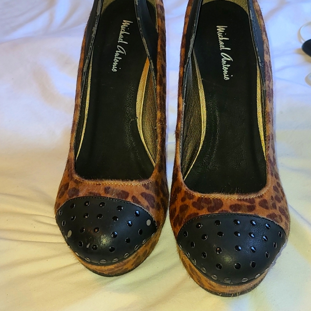 Michael Antonio Leopard print with black toe